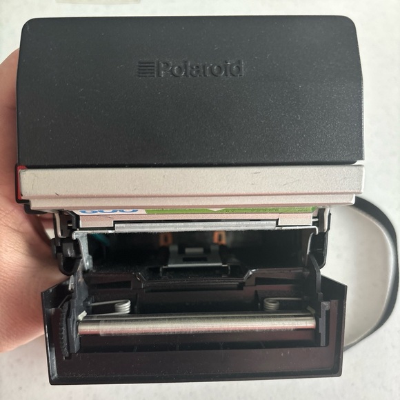 Vintage Polaroid Sun 600 LMS Instant Film Camera - Picture 8 of 9